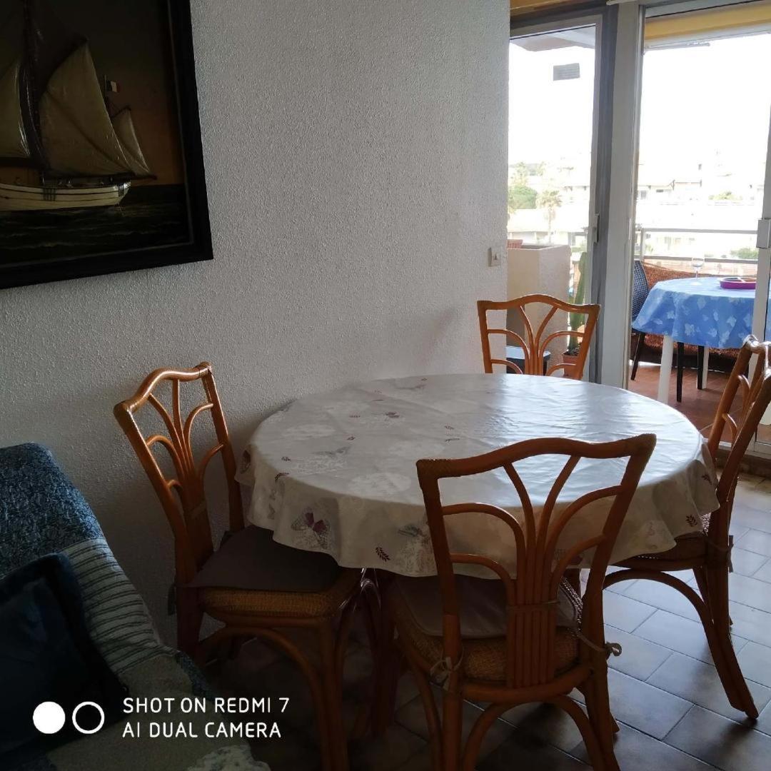 Appartement T2 Vue Mer Et Port,2 Balcons, Parking Prive Кане Экстерьер фото